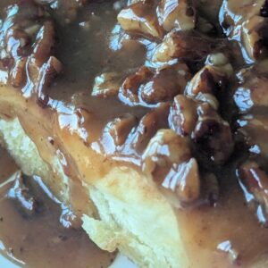 Butter Pecan Cinnamon Roll